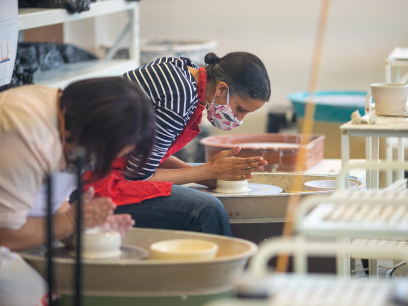5 Reasons to Sink Your Hands Into Pottery Classes in New York City